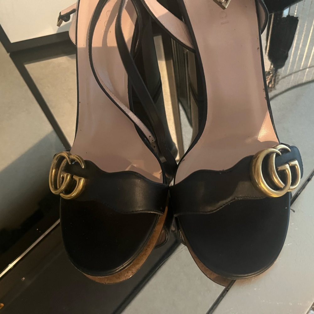 Gucci lady’s shoes